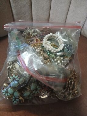 Mixed Fashion Jewelry Lot - Turquoise, White, Gold Tones
